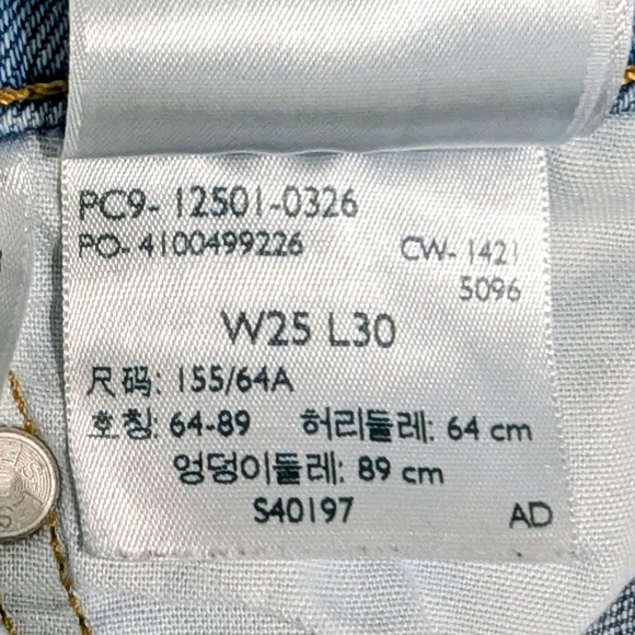 501® Original Fit Stretch Women's Jeans, size W25 L30 - Picture 11 of 16